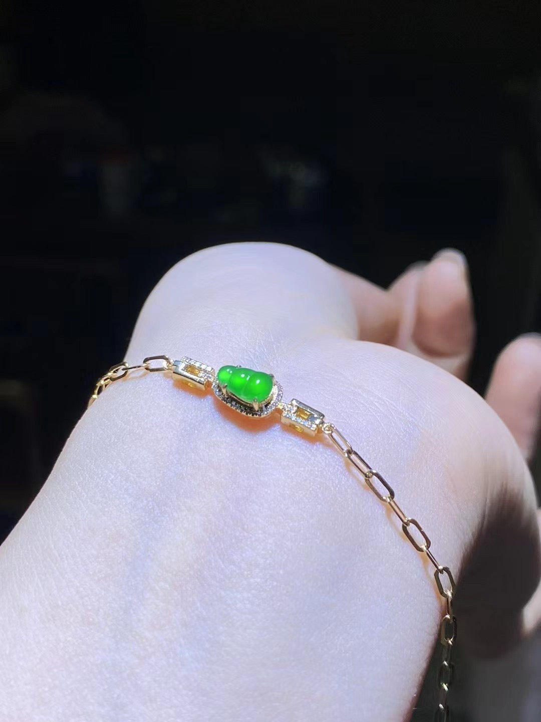 Bracelet Hulu en jade naturel de grade A