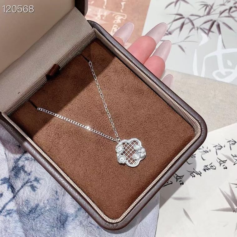 16. Kalung Liontin Bunga Perak 999 dengan Tanda & Sertifikasi S999 16. Flower Pendant Necklace Siver 999 with S999 Mark & Certification